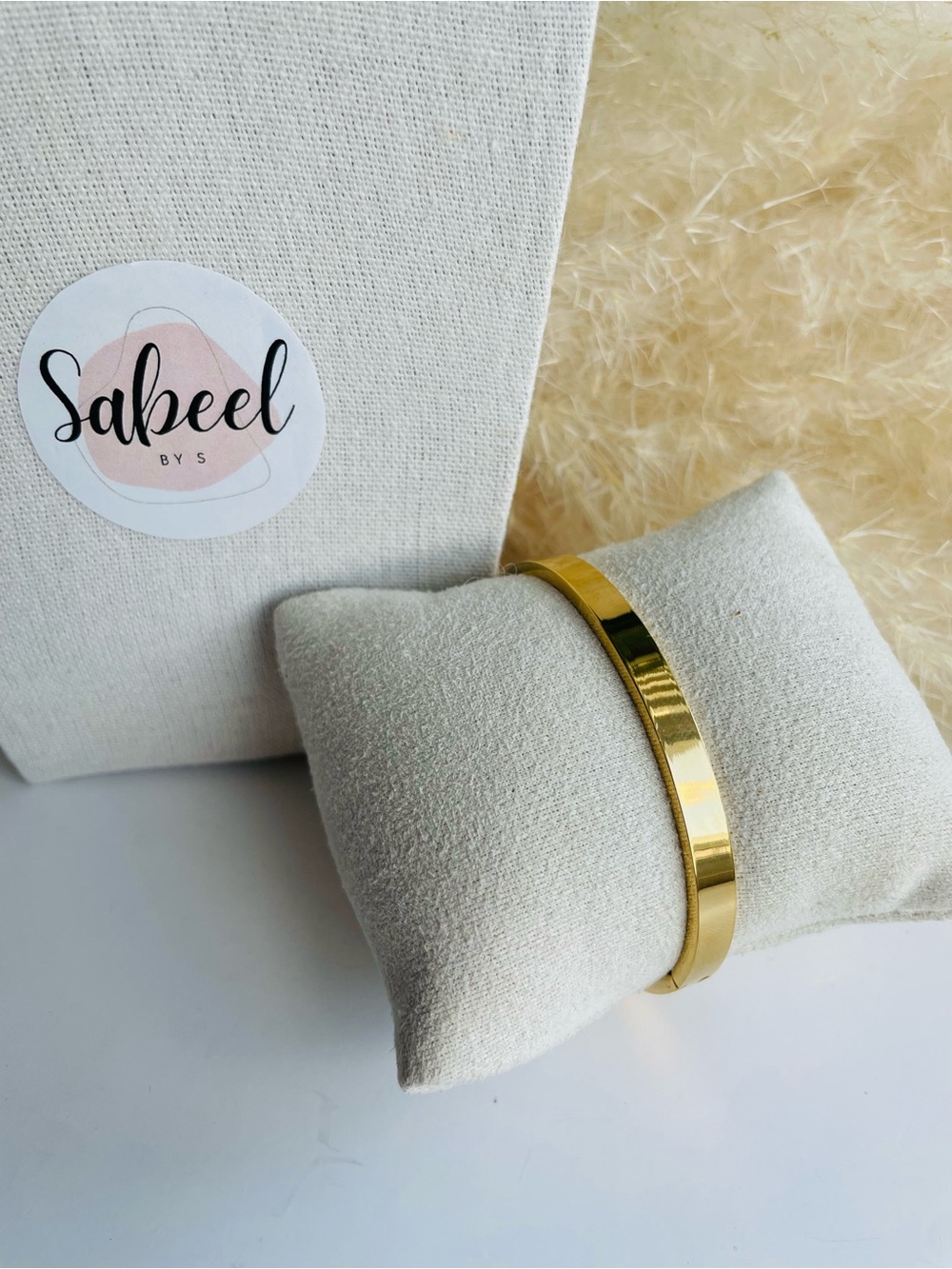 Stainless Steel Bangle | Minimalist Bracelet | Jonc en Acier Inoxydable